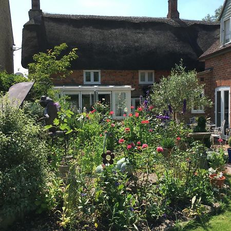 Wisteria Lodge Oxford Exterior photo